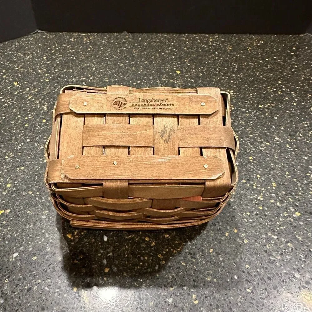 Longaberger Tea Basket with Protector